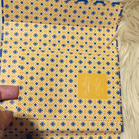 Vera Bradley small file folder for cards coupons etc - Picture 5 of 6